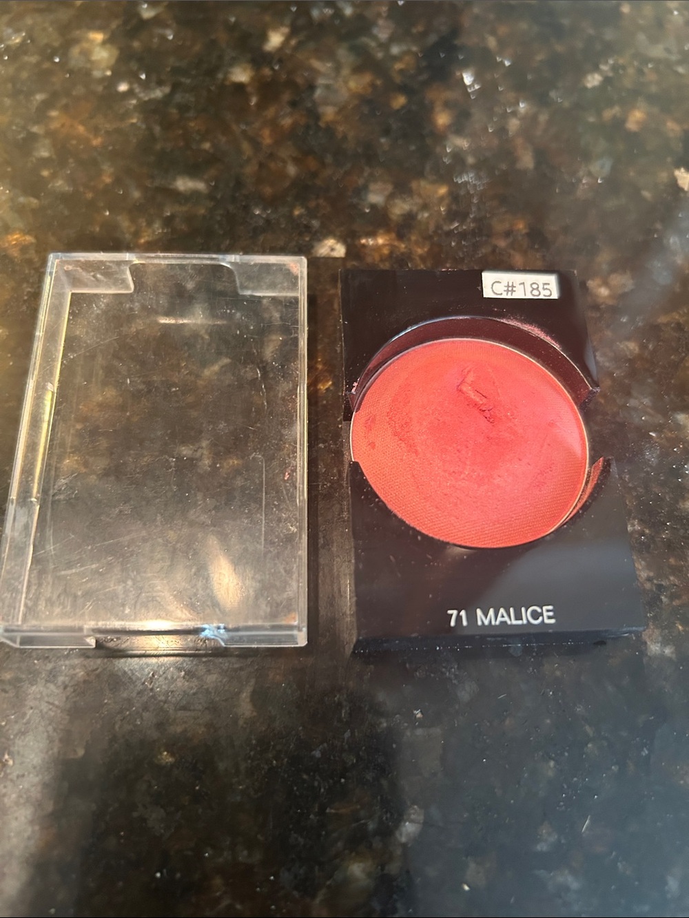 71 Malice Chanel Blush - Vibrant Coral Red Joues